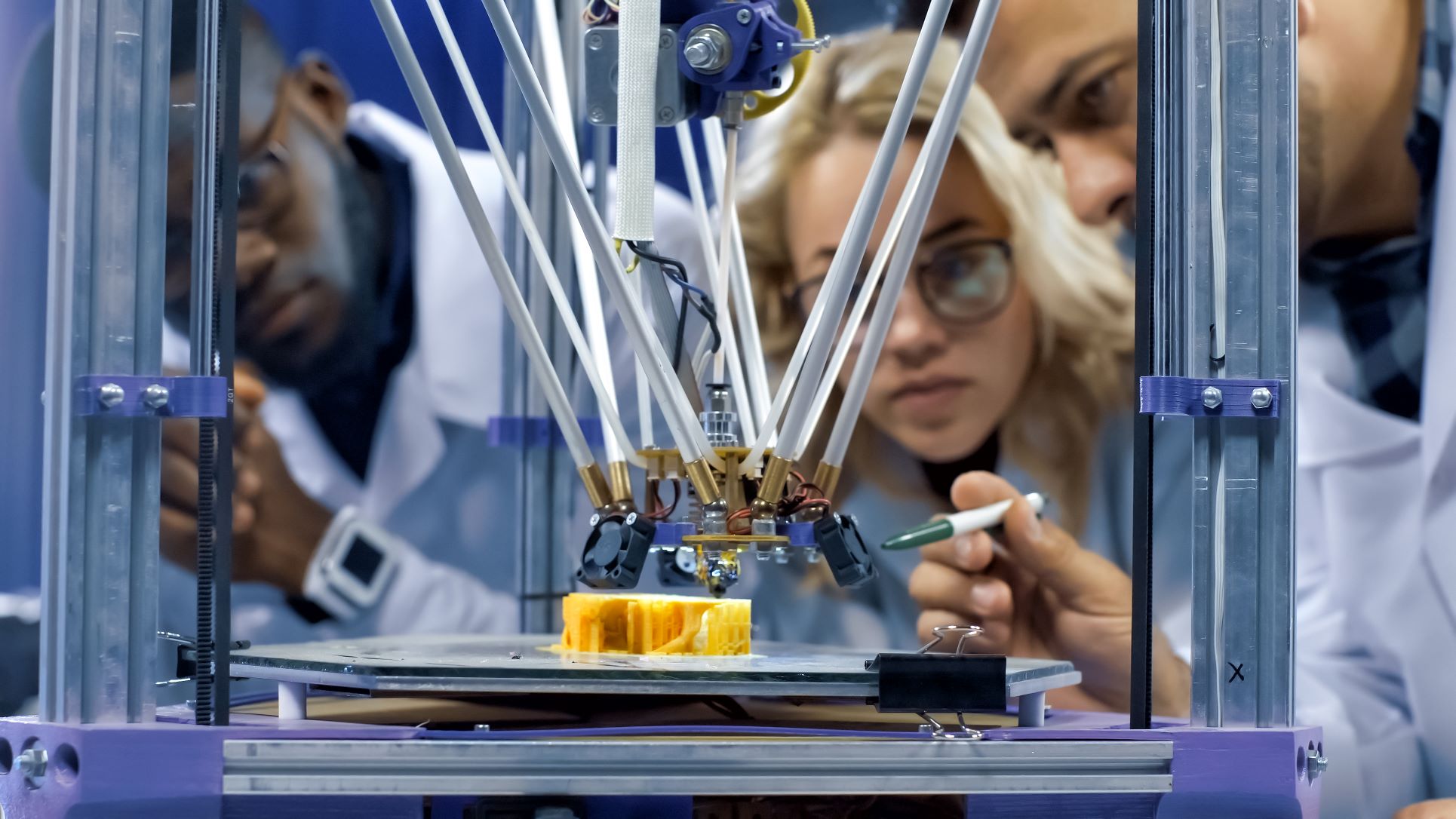 Innovation: 3D-Drucker Forscher beobachten 3D-Drucker