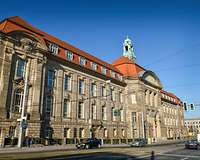 Bundeswirtschaftsministerium in Berlin von der Invalidenstraße aus