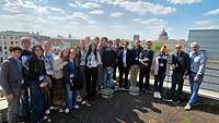 Auslandschul-Vertreter 2025 über den Dächern von Berlin.jpg Auslandschul-Vertreter 2025 über den Dächern von Berlin.jpg