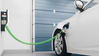 Auto an Ladestation Auto an Ladestation