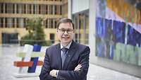 Porträtfoto DIHK-Vizepräsident Ralf Staffels