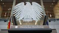 Bundesadler im Bundestag