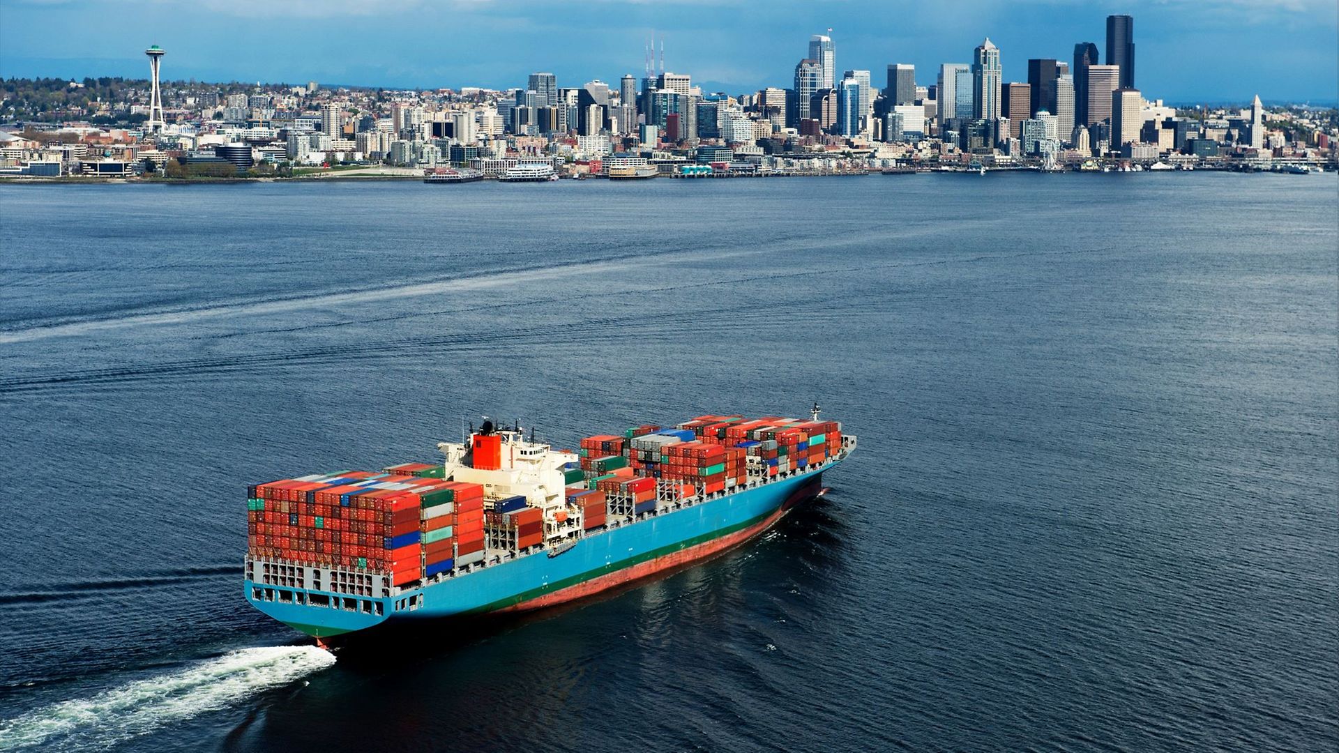 Containerschiff steuert auf die US-Stadt Seattle zu