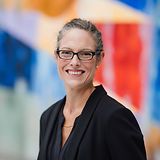 Porträtfoto Jennifer Evers