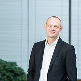 Porträtfoto Jens Gewinnus