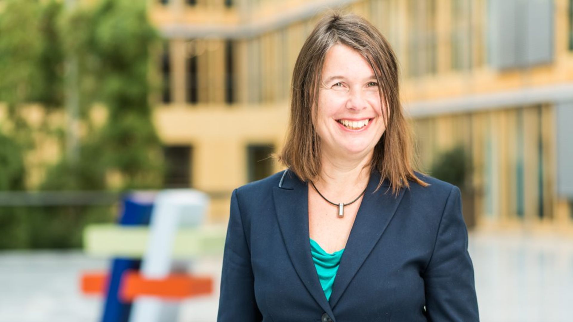 Porträtfoto Katja Hoppenz, Sachbearbeitung/Assistenz