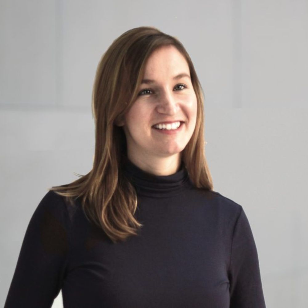 Porträtfoto Caroline Strobel