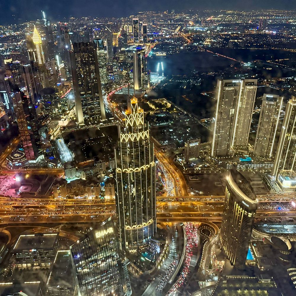 Dubai bei Nacht