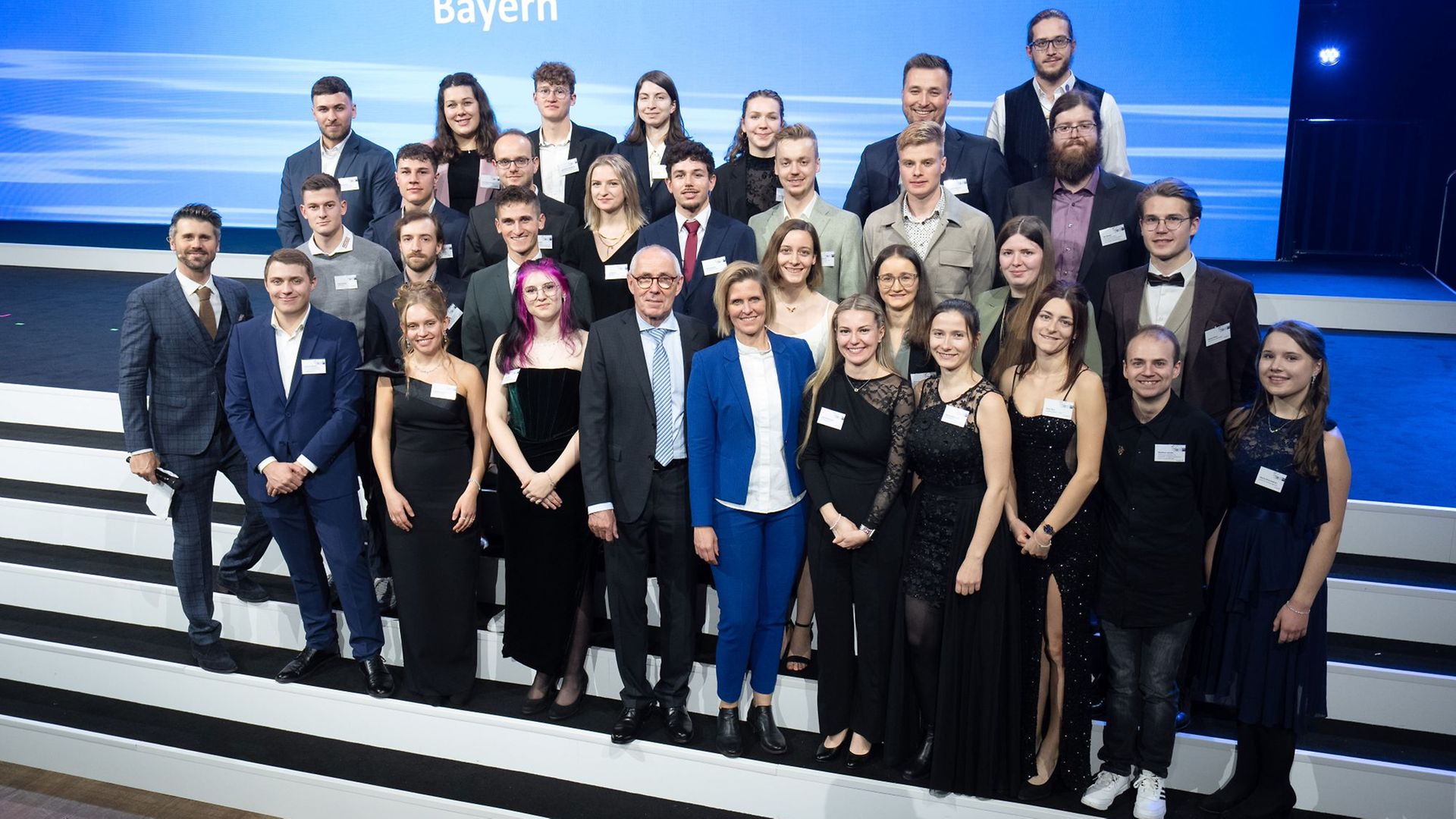 Gruppenbild der Bundesbesten aus Bayern 