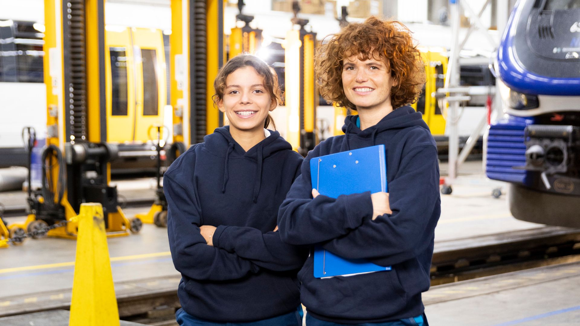 Azubis Bahn für Ausbildungsumfrage 2025