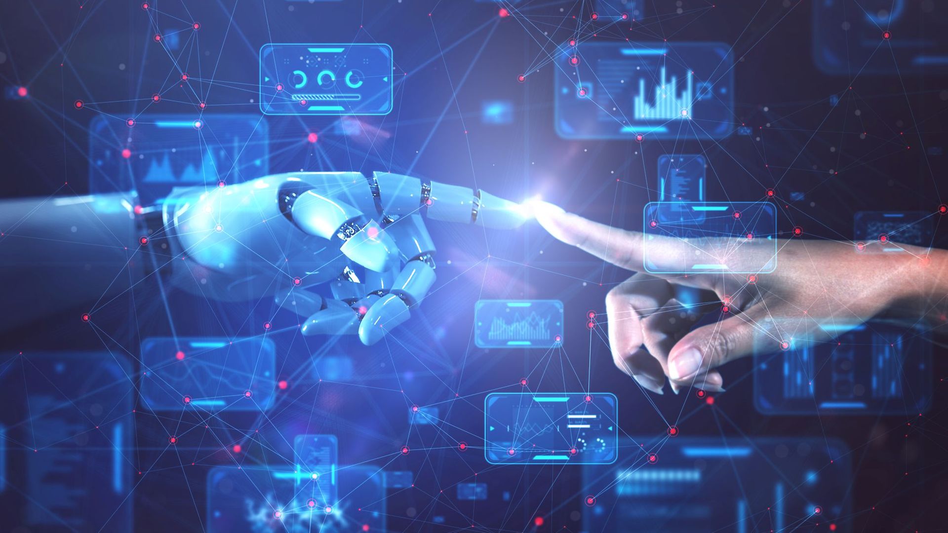 Roboterhandfinger und Menschenfinger berühren sich, im Hintergrund fliegen Datenschaubilder