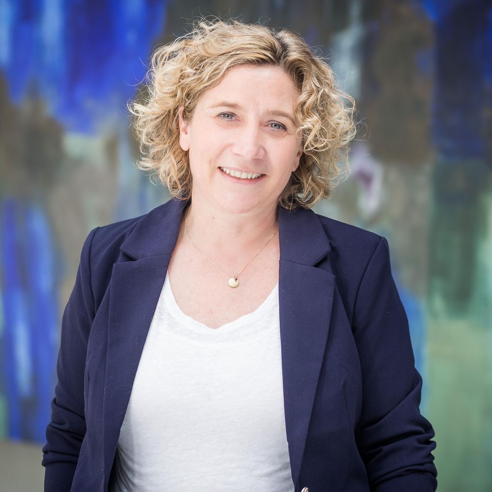 Porträtbild Julia Fellinger, Pressesprecherin