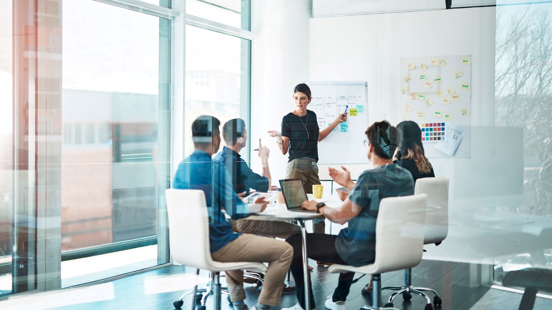 Teambesprechung für Gründerreport