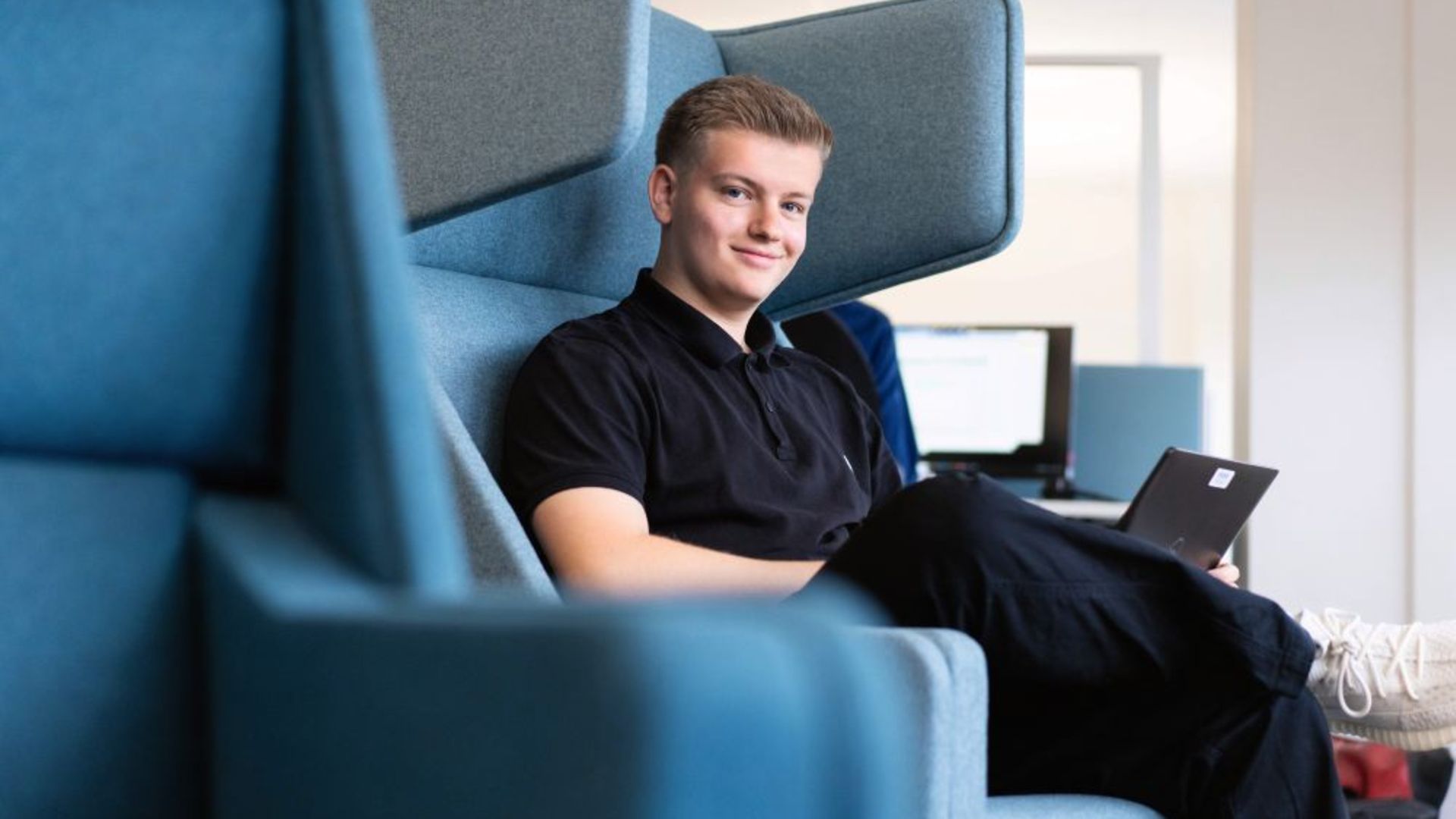 Titelbild Position II 2026