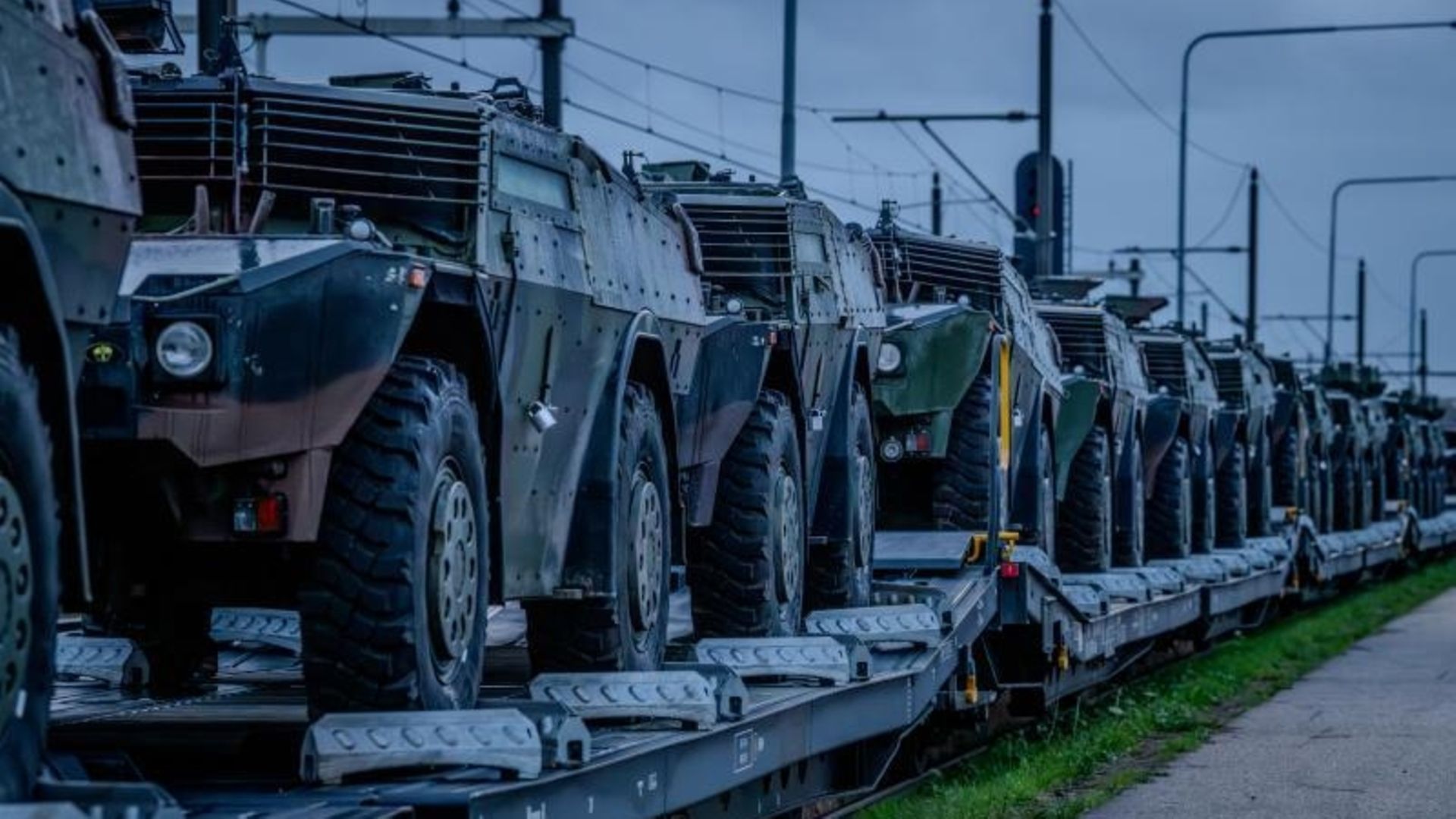 Transport von Militärfahrzeugen