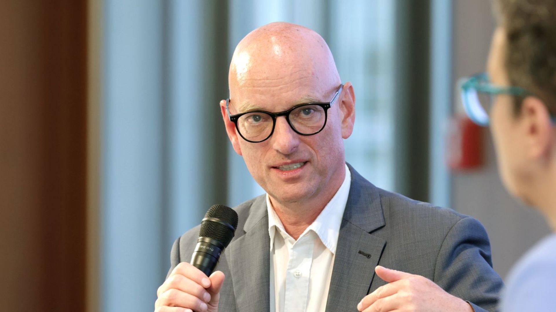 Marc Evers mit Mikro