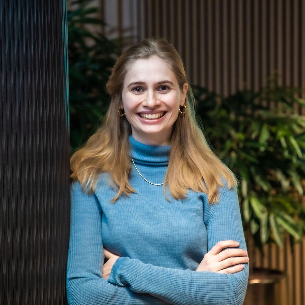 Portraitbild Laura Bertram