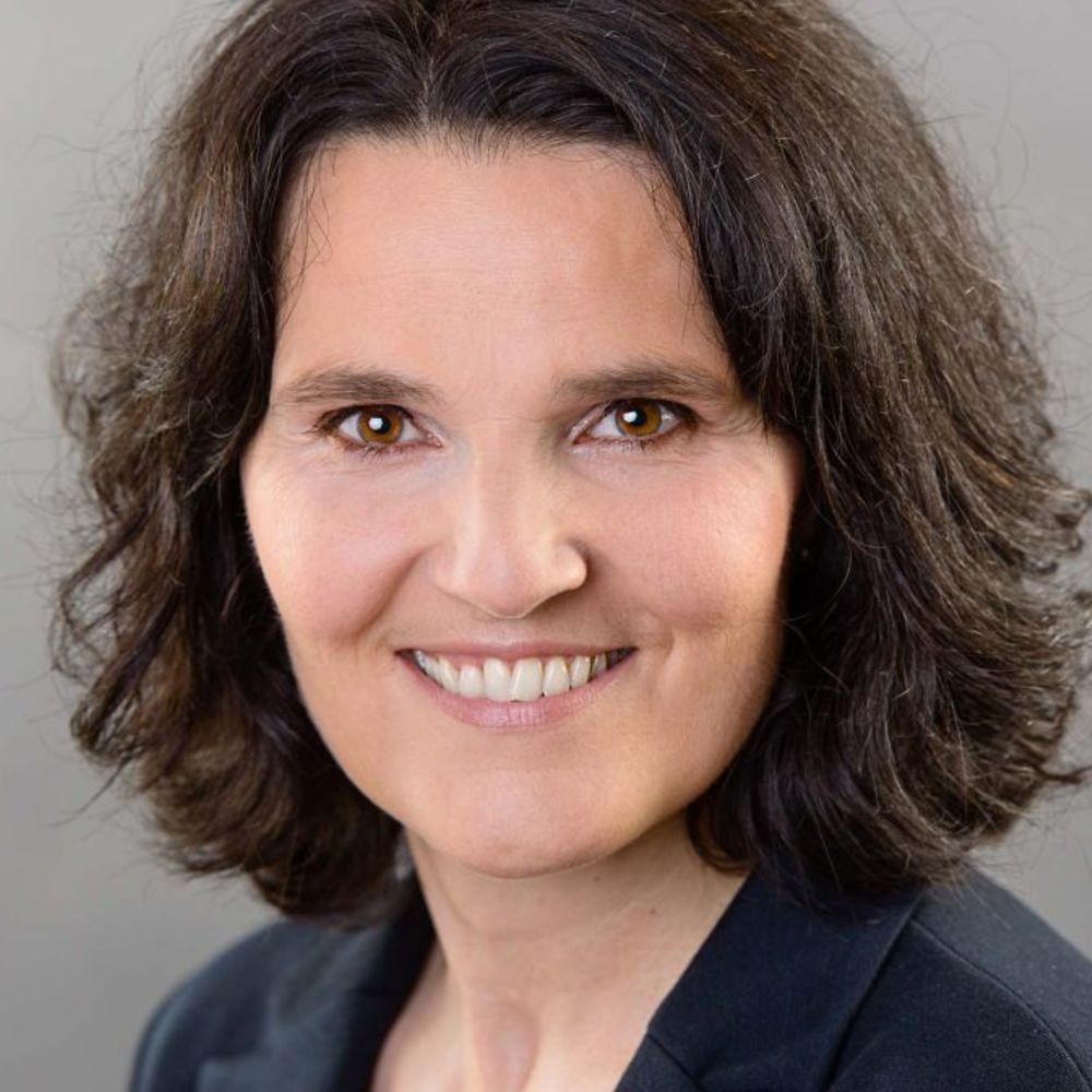 Porträtfoto Sylvia Rollmann