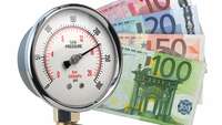 Gasdruckmesser mit Euro-Scheinen
