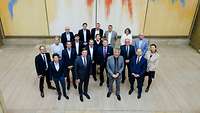 Gruppenbild der ständigen Beobachter im Beirat Sustainable Finance 